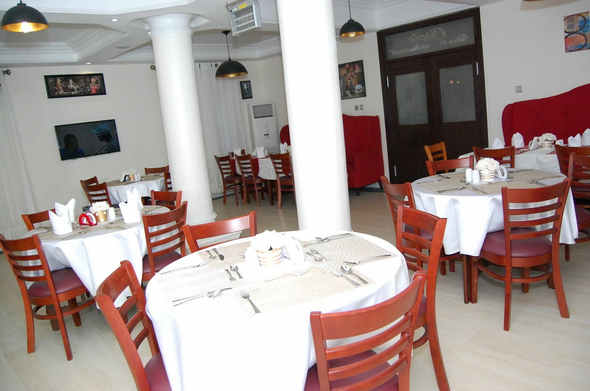 The Montrose Hotel Lekki Esterno foto